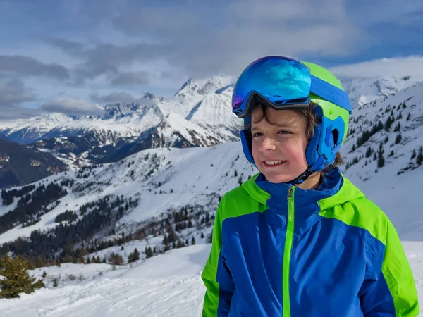 Face Portrait Happy Young Boy Ski Snowboard Outfit Smiling Mountains — kuvapankkivalokuva