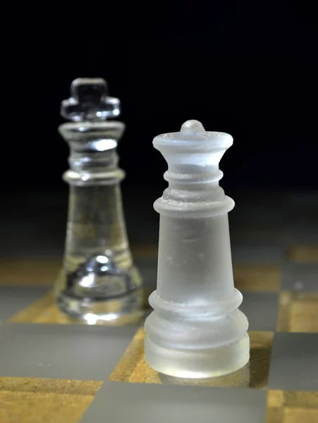 Schachkönigin und König — Stockfoto