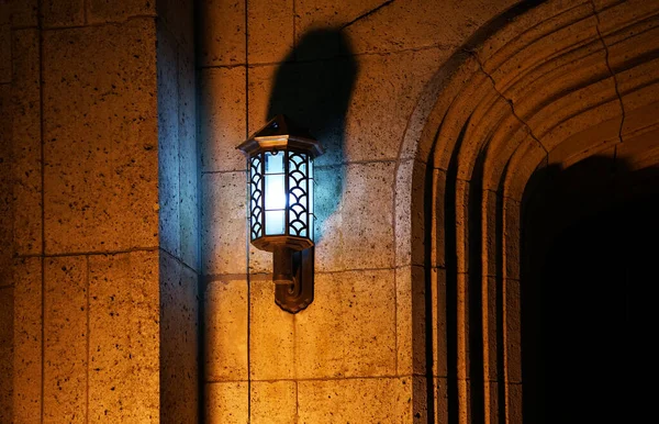 Het Licht Van Poort Toegang Avond — Stockfoto