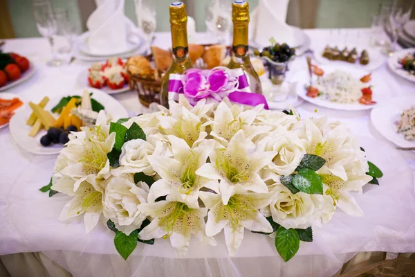 Table set for a wedding reception — Stock Photo, Image