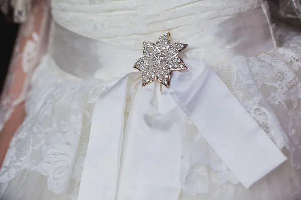 Krásné svatební šaty — Stock fotografie