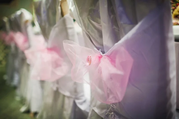 Empty wedding chairs — Stock Photo, Image