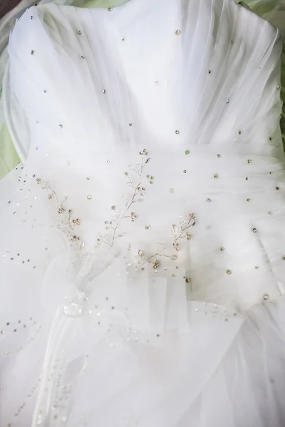 Wunderschönes Brautkleid — Stockfoto