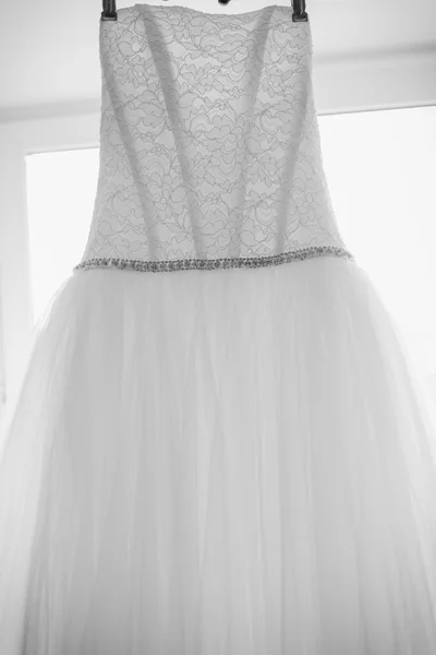 Beautiful wedding dress — Stock Photo, Image