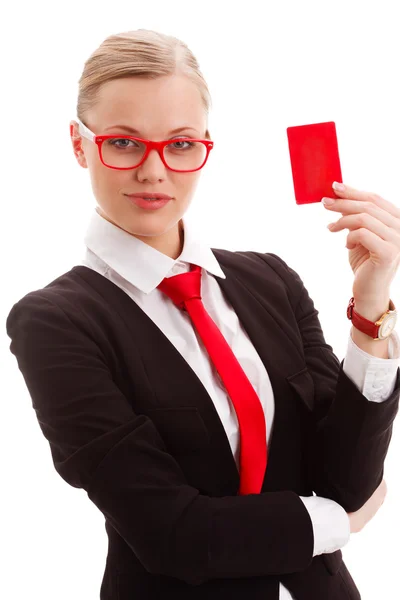 Mujer sosteniendo tarjeta de visita en blanco — Foto de Stock