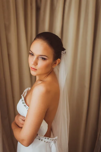 Portrait of beautiful bride — Stock Photo, Image