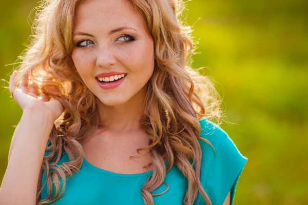 Closeup happy woman face outdoors — Stock Photo, Image