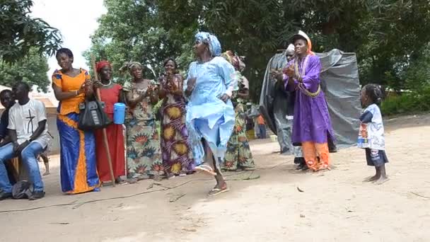 Танцовщицы Африки — стоковое видео