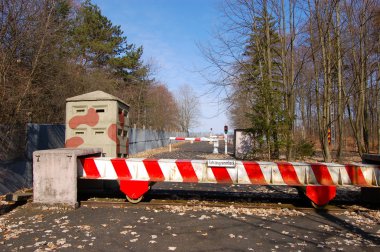 sınır barikatını