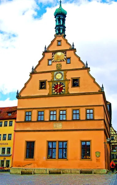 Hundra år gamla byggnaden i rothenburg — Stockfoto