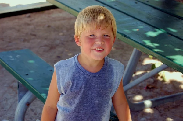 Портрет шестирічний хлопчик — стокове фото