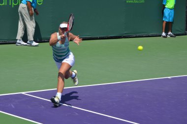 sabine liswicki kaçan forehand isabet