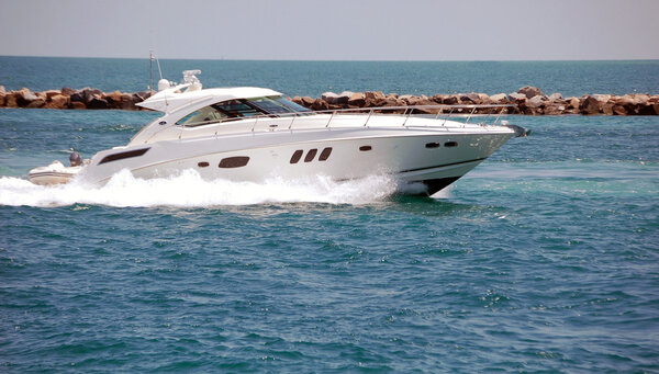 Рыбацкая лодка
