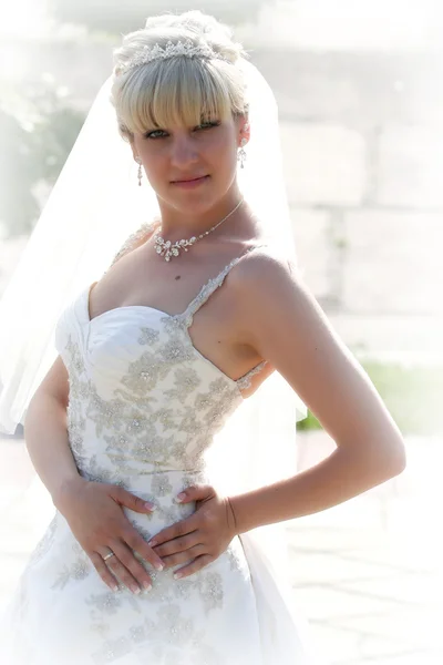 Beautiful bride — Stock Photo, Image