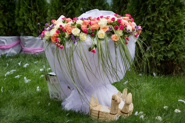 Bloemen bruiloft decoratie — Stockfoto