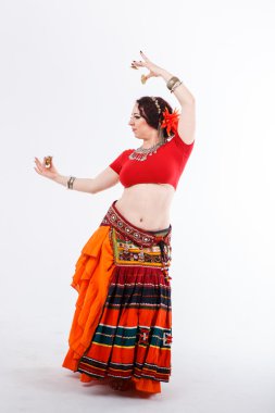 aşiret dansçı