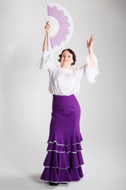 kadın İspanyol flamenko dansçısı