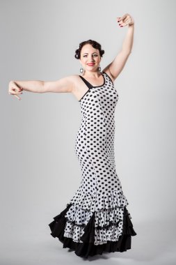 kadın İspanyol flamenko dansçısı