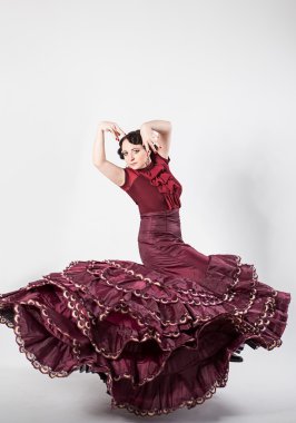 kadın İspanyol flamenko dansçısı