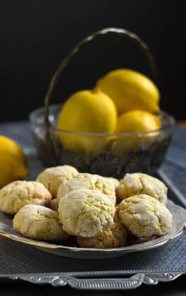 Lemon Cookies White Plate Surrounded Lemons Fruit Gray Wooden Background — Stock Photo, Image