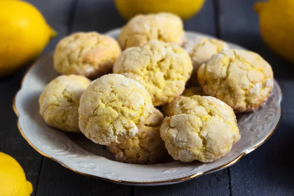 Lemon Cookies White Plate Surrounded Lemons Fruit Gray Wooden Background — Stock Photo, Image