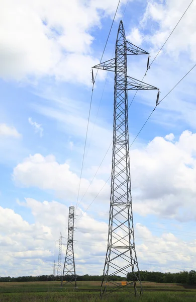 Elektrické stožáry. — Stock fotografie