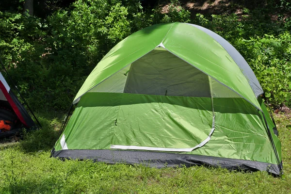 Camping outdoor with green tent — Stock Photo, Image
