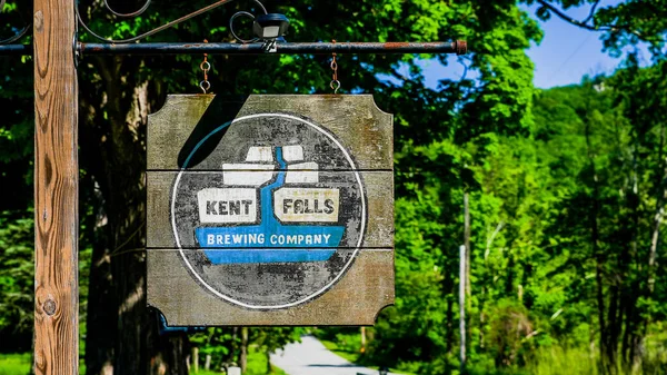 Kent Eua Maio 2022 Assine Empresa Cerveja Kent Falls — Fotografia de Stock