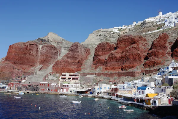 Oia view from the bottom of the mountain — Stock Photo, Image