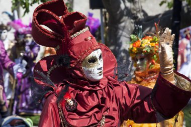 Yvoire (Mayıs 2012 yılında Venedik Karnavalı)