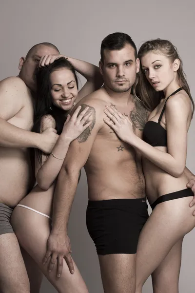 Swinger foursome i underkläder — Stockfoto