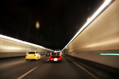 Tünelden geçeceğiz.