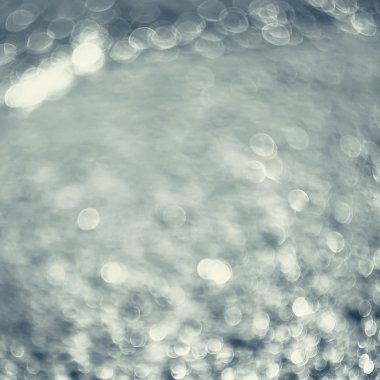 Işıklar açık gri arka plan.