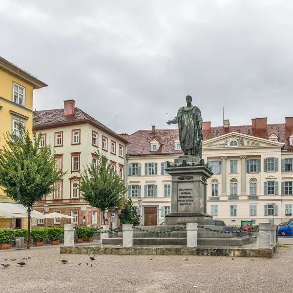 Austria, Graz, a monument to Emperor Francis I in rainy weather — Stock Photo, Image