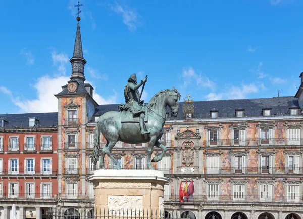 Monument till kung Filip iii av Spanien på plaza mayor i madri Stockfoto