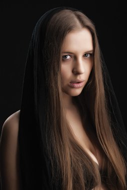 Güzel bir kadının portresi.