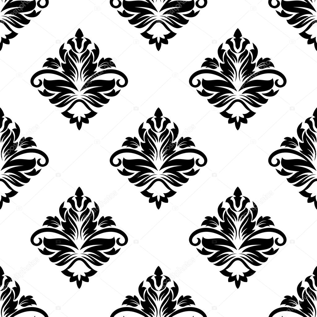 Geometric arabesque pattern with floral motif