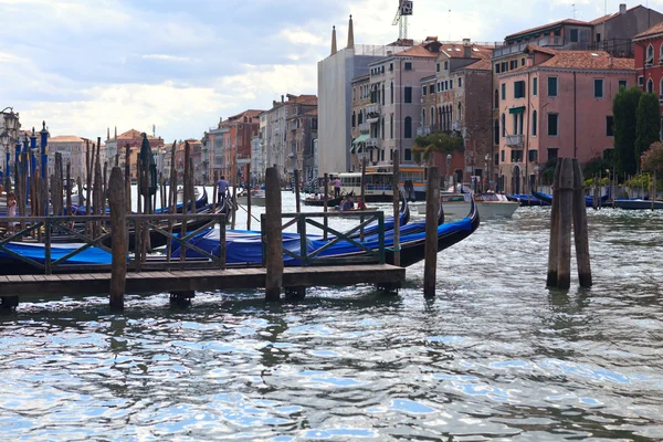 Gondolas at main canal — Stock Photo, Image