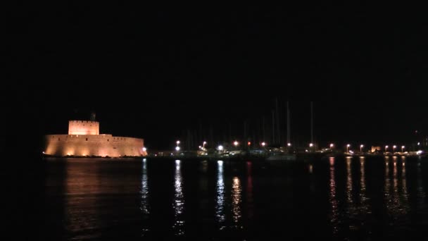 Éjszakai Rhodes fort — Stock videók