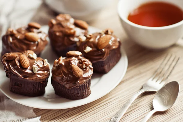 Cupcakes de Selva Negra con almendras —  Fotos de Stock