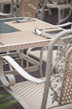 Vintage sandalye ve masa