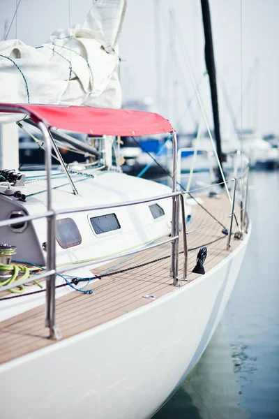 Beautiful wooden sailboat on blue sea ocean — Stock Photo, Image