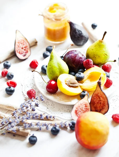 Multicolor fruits — Stock Photo, Image