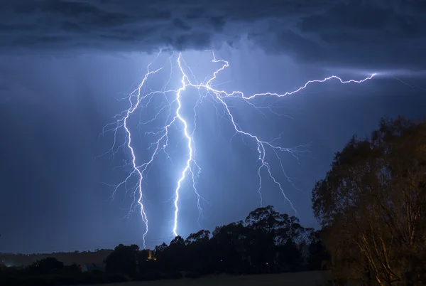 Tempête éclaircissante en Australie — Photo