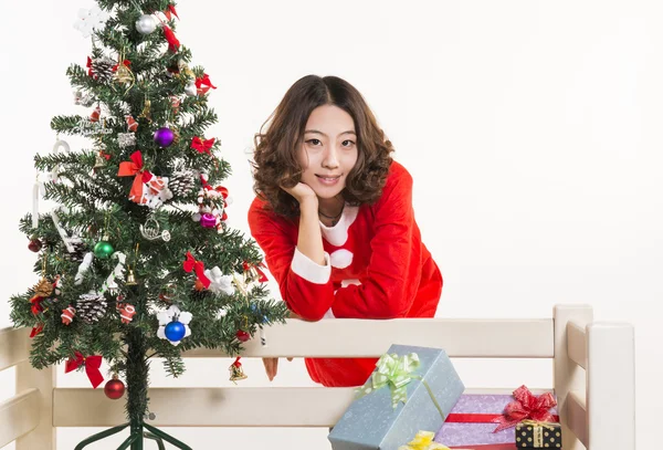 Christmas girl and gift — Stock Photo, Image