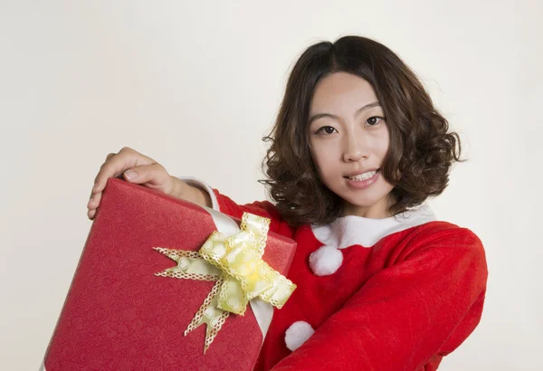 Christmas girl and gift — Stock Photo, Image