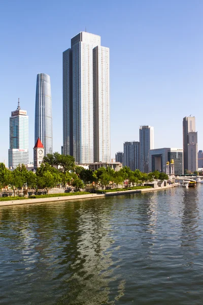 Modern bina tianjin City, Çin — Stok fotoğraf