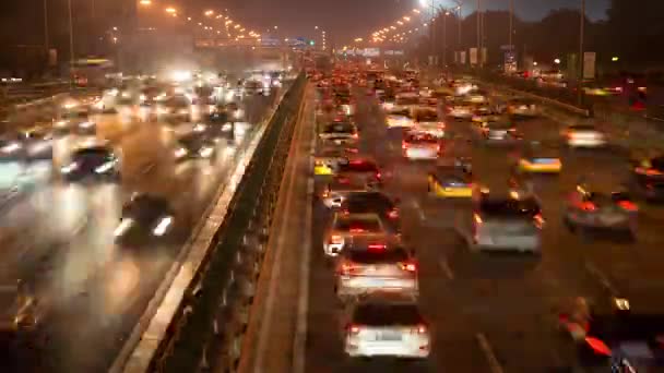 Peking freeway traffic's nachts — Stockvideo