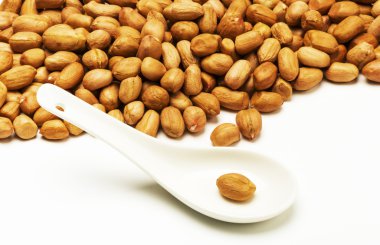 zonsondergang over golfbreker