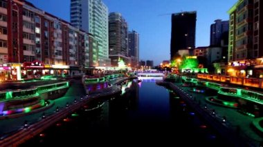 harbin, Çin'in geceleri sokak Bar